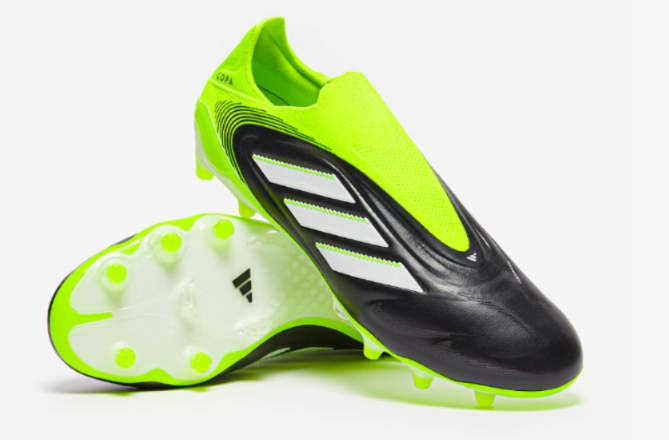 Copa Pure 3 Elite Laceless Firm Ground Boots